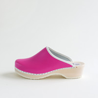 Clogs, peony