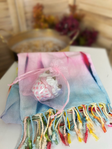 Tie-Dye Hammam Towel & Hand made Cupcake Soap Set