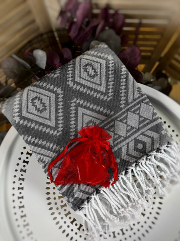 Oriental Hand-loomed Hammam Towel & Sydän Soap Set