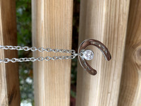 Onni - Moment chrystal BIG horseshoe necklace 70cm