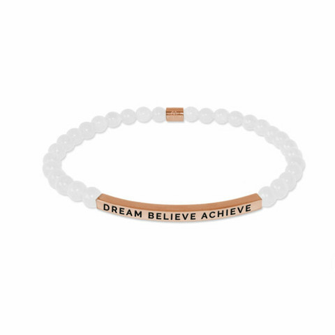 OLLA- viestisi ranteessa, DREAM BELIEVE ACHIEVE. USEITA VÄREJÄ!