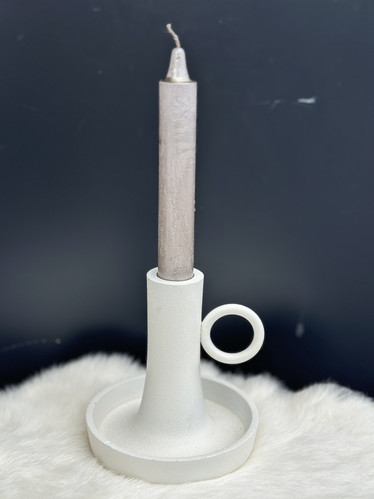 Kynttilänjalka Jaime valkoinen, metallia 11cm