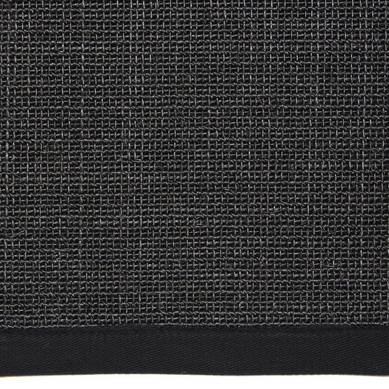 Sisal, musta