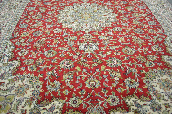 Kashmir, punainen