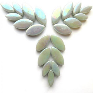 Petals, Pale Grey, Iridised, 50 g