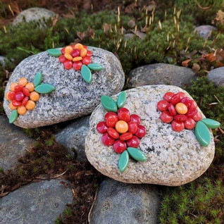 Flowers on stones, 8 pcs, DIY