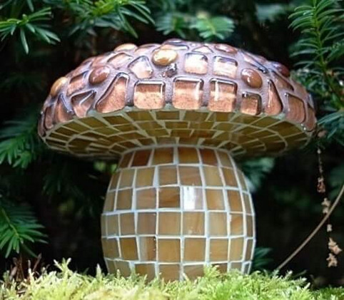 Mosaik arbete - Karljohnsvamp av mosaik.