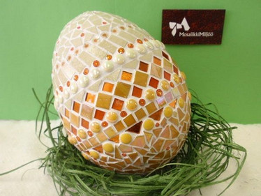 Frigolitägg, höjd 20 cm, tudelad