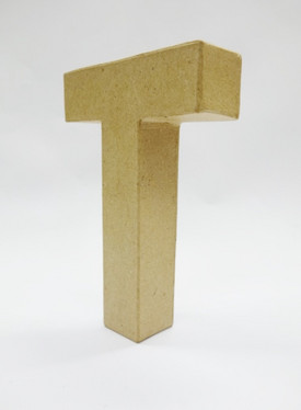 Papier-mâché letter, 15x10,5x3 cm, T