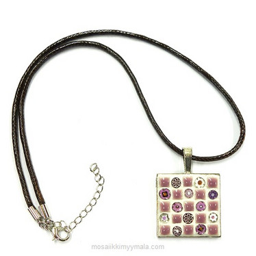 Halsband
