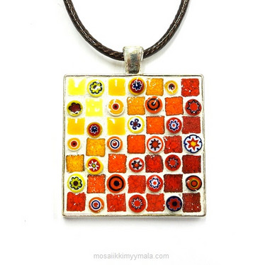 Halsband, fyrkantig, röd, inspiration