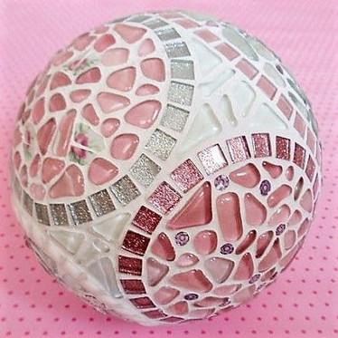 Styrofoam-ball, 2 parts, 25 cm