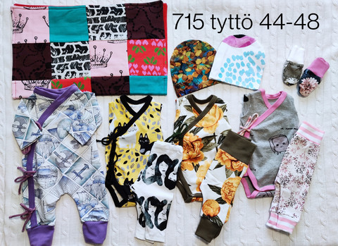 Pakkaus tyttö koko 48 nro 715
