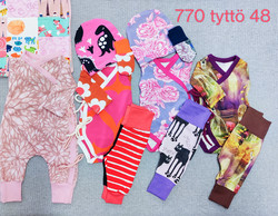 Pakkaus tyttö koko 48 nro 770