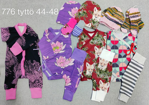 Pakkaus tyttö koko 48 nro 776