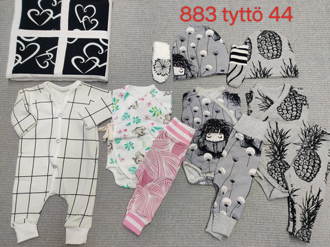 Pakkaus tyttö koko 44 SENSITIVE nro 883