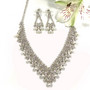 Korusetti, Strassikaulakoru ja korvakorut/Elegant Necklace with Pearls (helmi)