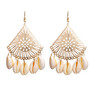 Korvakorut, PAPARAZZI|Gold and Lace Seashell Earrings