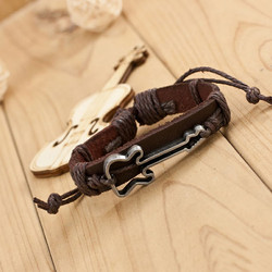Nahkainen rannekoru, Brown Guitar Bracelet