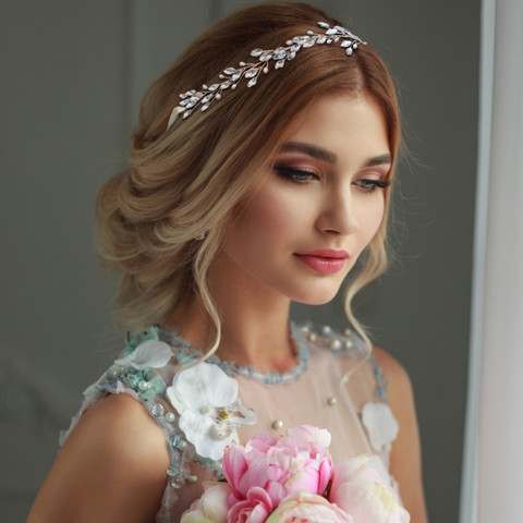 Hiuskoru, ATHENA BRIDAL|Crystal Hair Vine with Natural Pearls in Gold