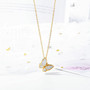 Kirurginteräskaulakoru|Small Butterfly Necklace with Mother of Pearl