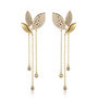 Korvakorut, FRENCH RIVIERA|Delicate Norah Pearl Earrings in Gold
