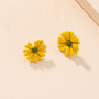 Kukkakorvakorut, FRENCH RIVIERA|Pikku Daisy -keltaiset kukkanapit