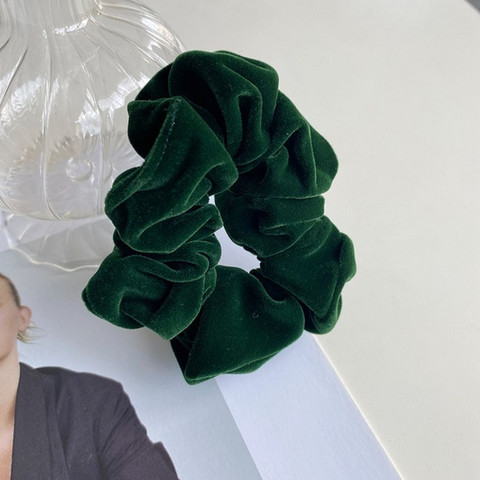 Donitsi/Scrunchie|SUGAR SUGAR, Velvet Scrunchie -vihreä samettidonitsi