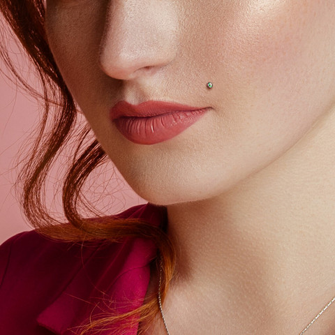 Titaani labret, CZ Basic -kimaltava labret 3mm pallolla (kulta)