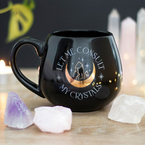 Muki, Let Me Consult My Crystals Mug -musta muki