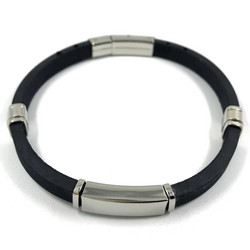 Kirurginteräsrannekoru, Black Bracelet with Stainless Steel