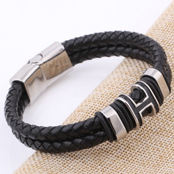 Keinonahkainen rannekoru, Modern Faux Leather Bracelet