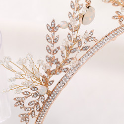 ROMANCE|Elegant Tiara in Rosegold -ruusukullanvärinen elegantti tiara