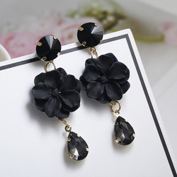 Korvakorut, FRENCH RIVIERA|Gorgeous Flower Earrings in Black