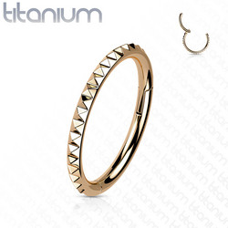 Lävistysrengas, Implant Grade Titanium Pyramid Cut Hoop in Rosegold