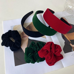 Donitsi/Scrunchie|SUGAR SUGAR, Velvet Scrunchie -vihreä samettidonitsi