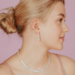 Juhlakaulakoru, ROMANCE|Grace -hopeanvärinen Cubic Zirconia kaulakoru