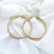 FRENCH RIVIERA|Large Fay Hoops -kirurginteräksiset renkaat (kulta)