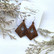 Korvakorut, Brown Lace -ruskeat pitsikoristeiset puukorvakorut