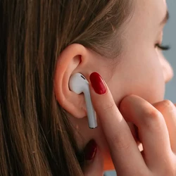 TESLA Sound EB10 bluetooth nappikuulokkeet latauskotelolla UUTTA!
