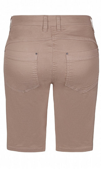 Ze-Ze Sanne shortsit