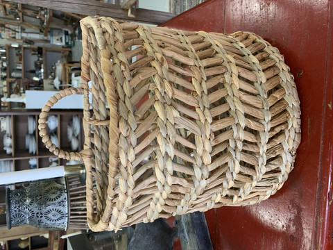 Punottu, luonnonvärinen seinäkori, puolipyöreä muoto, Chic Antique
