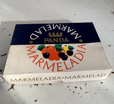 Vanha pahvirasia, Panda marmeladia