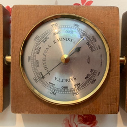 Vanha tiikkinen ilmapuntariv,Fischer lämpömittari