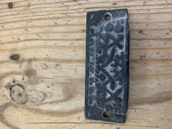 Upea, vanhanoloinen antiikinharmaa vedin metallia, Chic Antiquelta