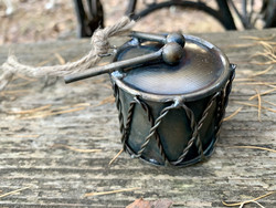 Metallinen pieni rumpu, joulukoriste, Chic Antique kuusenkoriste
