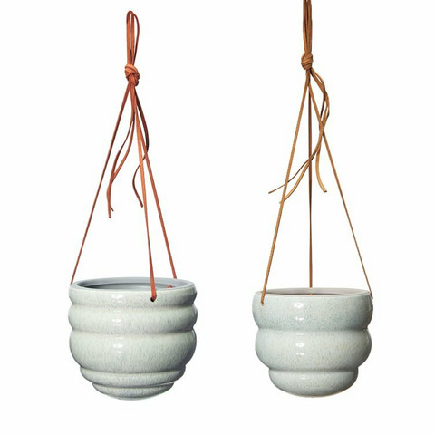 Hanging pot Bumble