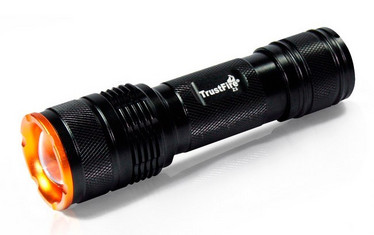 Trustfire Z3 LED Taskulamppu 1800lm