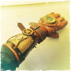 Deluxe SteamPunk Compassa Glove Bracer