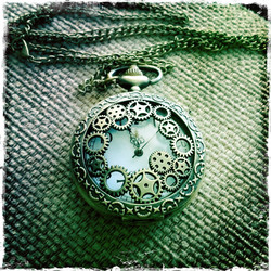 Iso Taskukello - Steampunk koristeinen